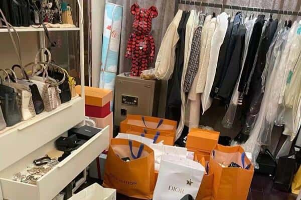 裕民县回收一线品牌衣服.jpg